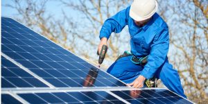 Installation Maintenance Panneaux Solaires Photovoltaïques à Pellafol